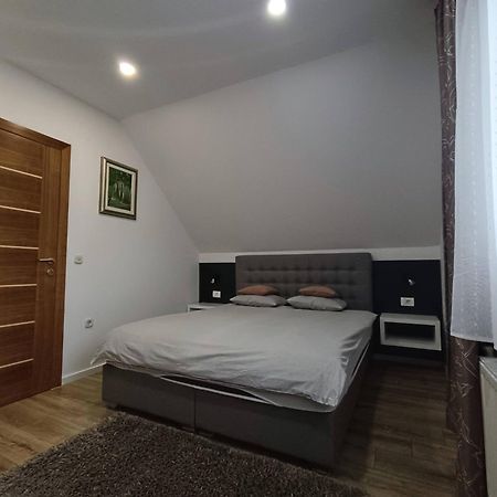 Apartments Poljanak Green House Plitvička Jezera المظهر الخارجي الصورة